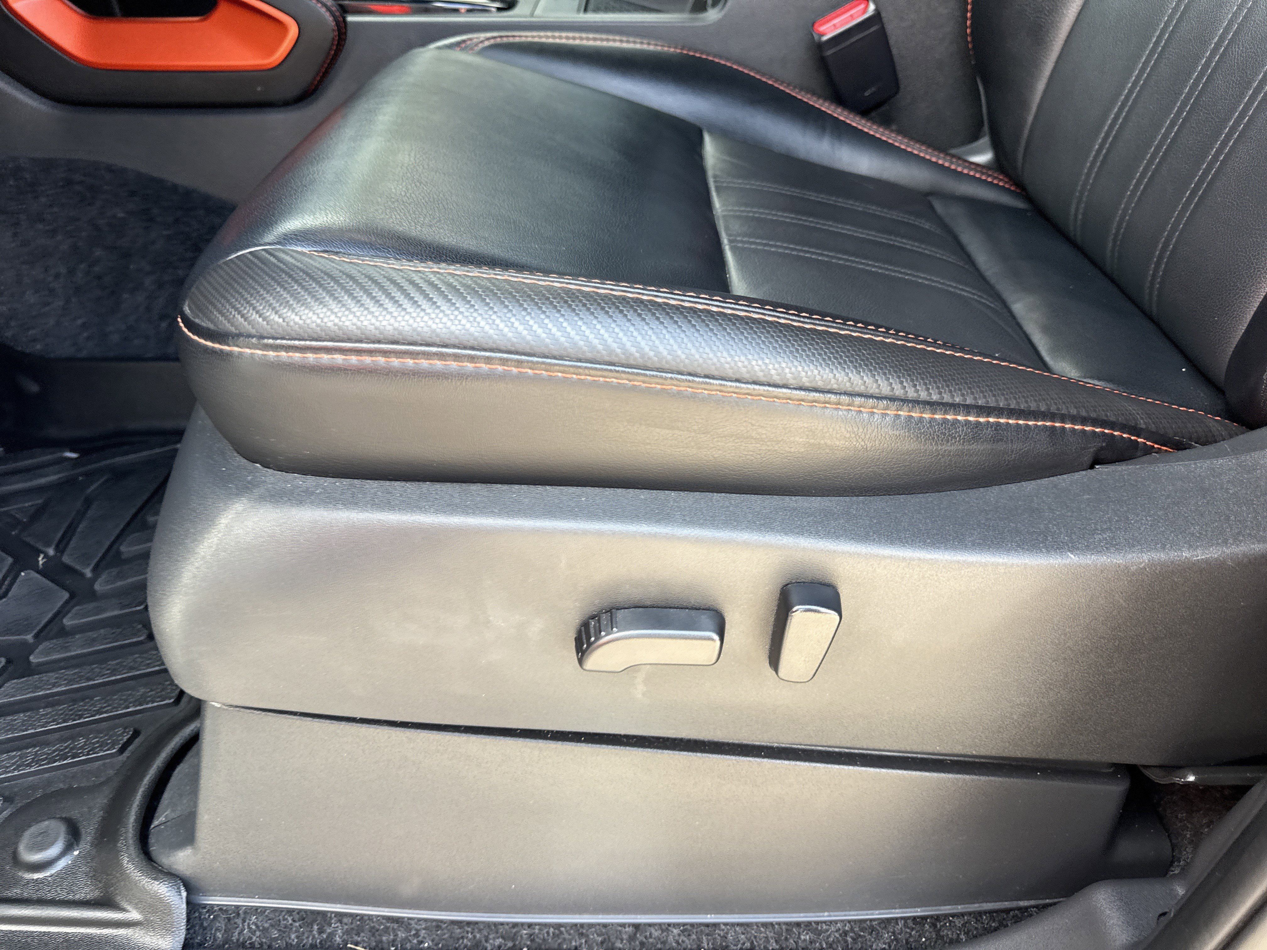 Used 2023 Boulder Gray Pearl Nissan PRO-4X image 12