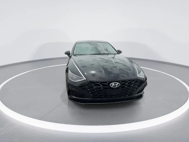 Used 2023 Blue Hyundai Limited image 3