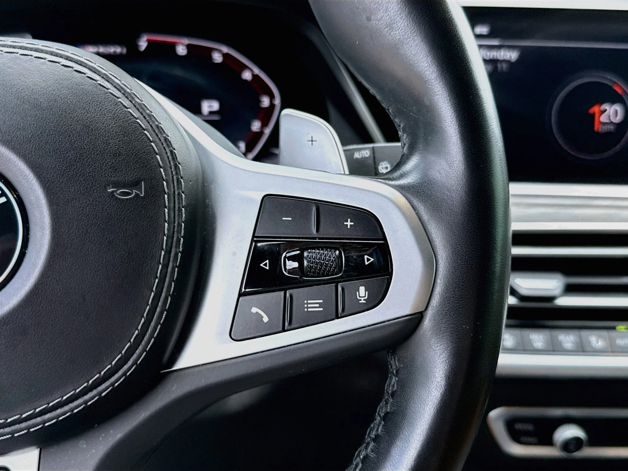 2022 BMW X7 M50i - Photo 41