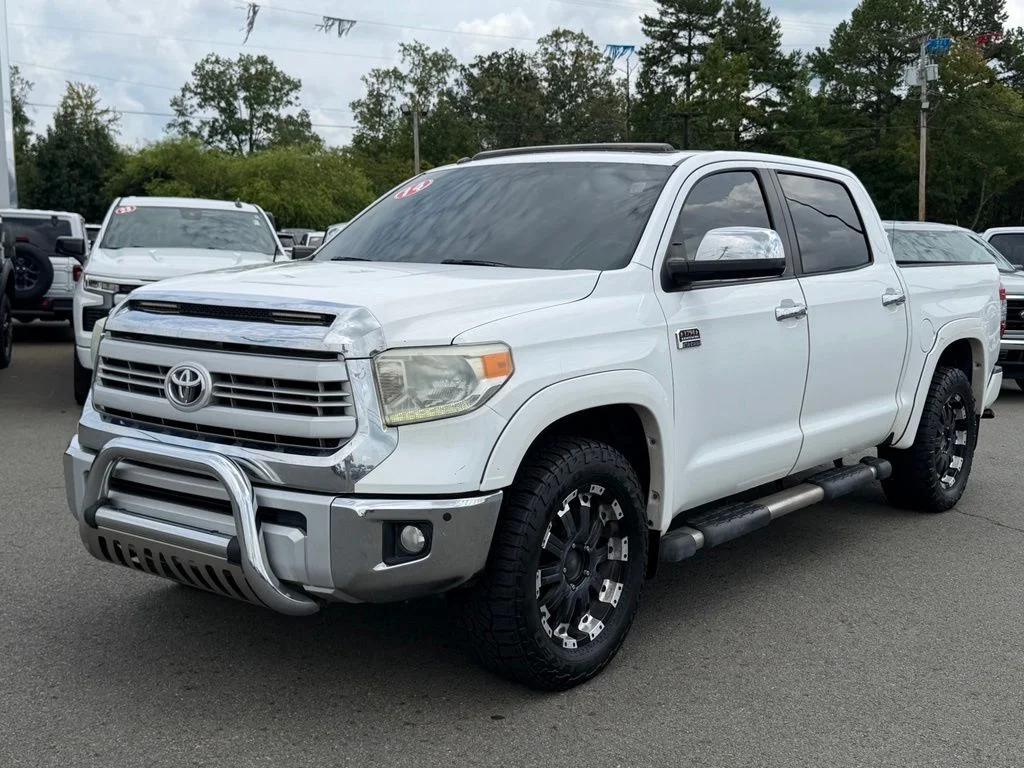 Used 2014 White Toyota 1794 image 7