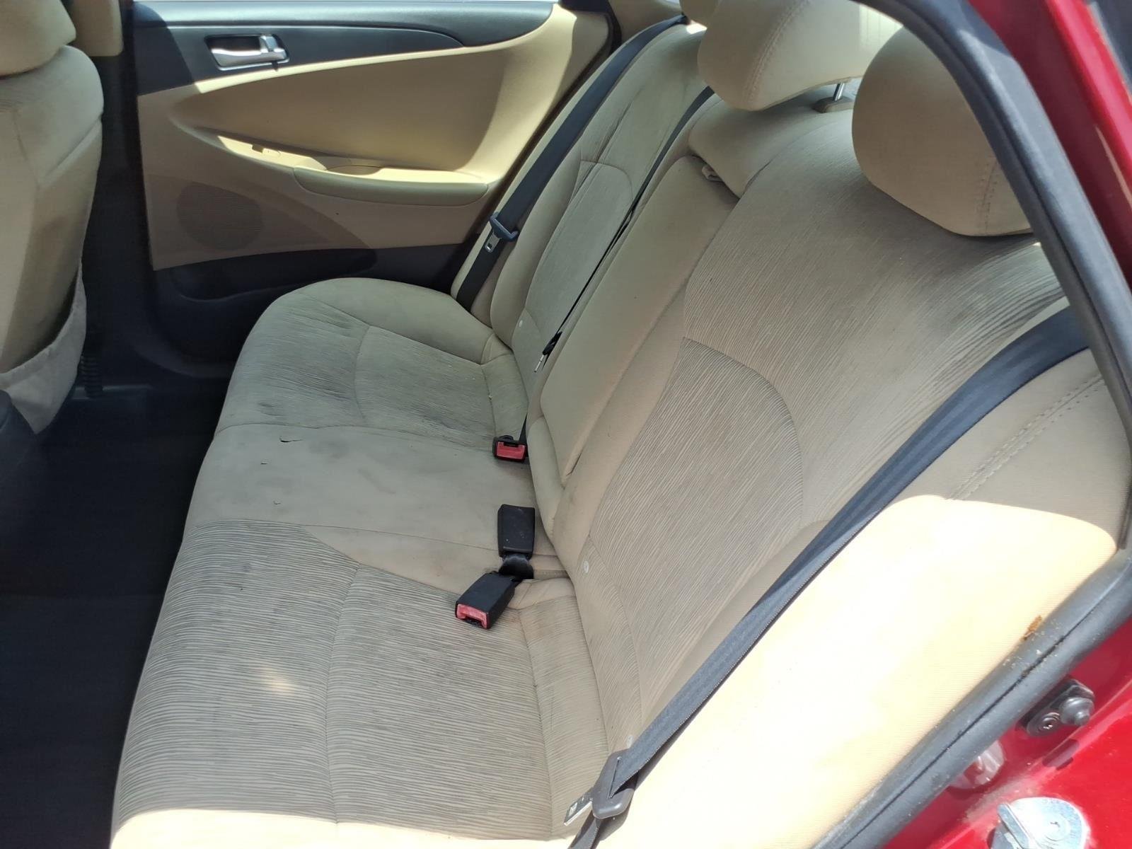 Used 2012 Sparkling Ruby Hyundai GLS PZEV image 20