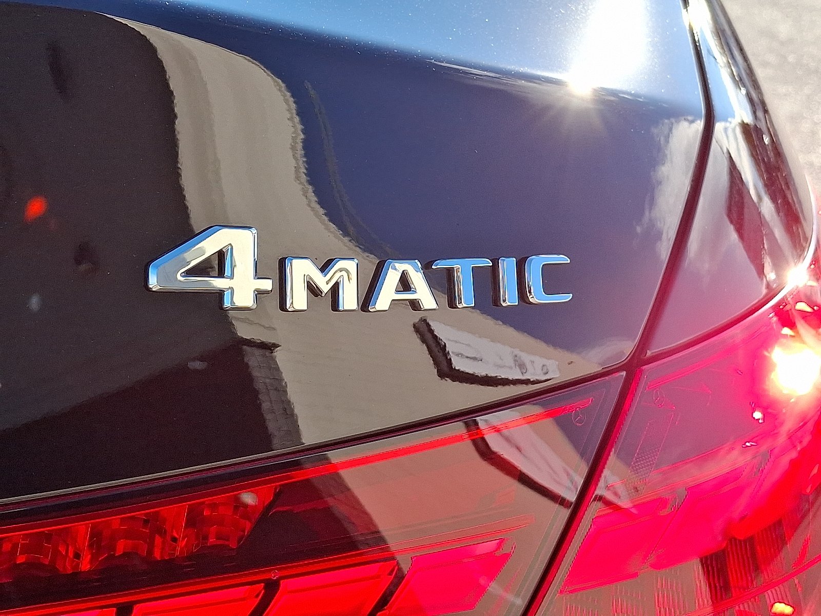 2025 Mercedes-Benz C-Class Sedan C 300 - Photo 30