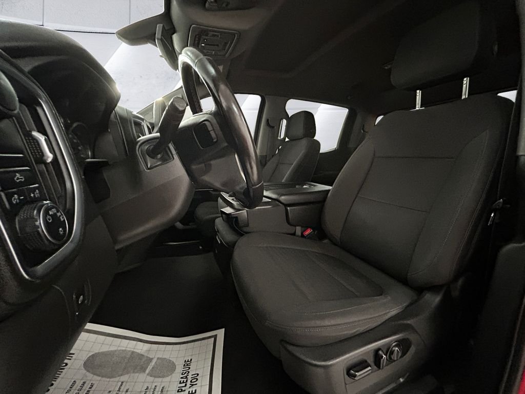 Used 2022 Red Chevrolet LT image 8
