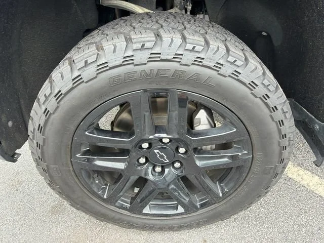 Used 2021 SATIN STEEL METALLIC Chevrolet Custom Trail Boss image 11