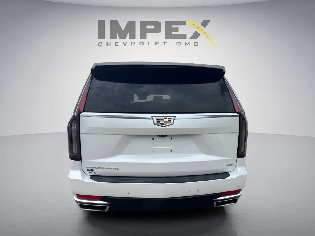 Used 2022 Crystal White Tricoat Cadillac Premium Luxury image 4