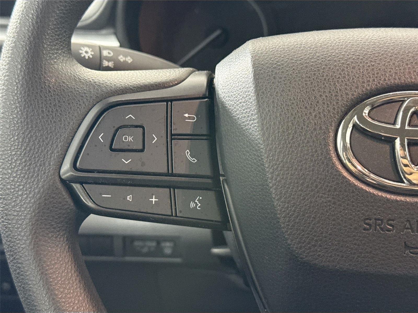Used 2022 Midnight Black Metallic Toyota LE image 16