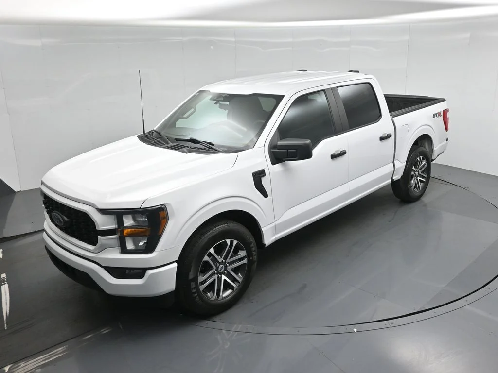 Certified Used 2023 White Ford XL image 34