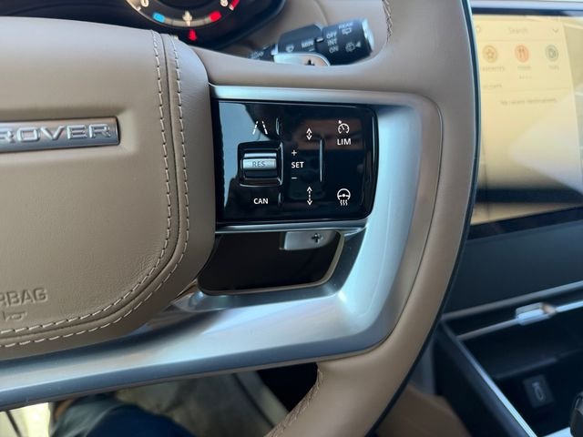 New 2026 Santorini Black Land Rover SE image 23