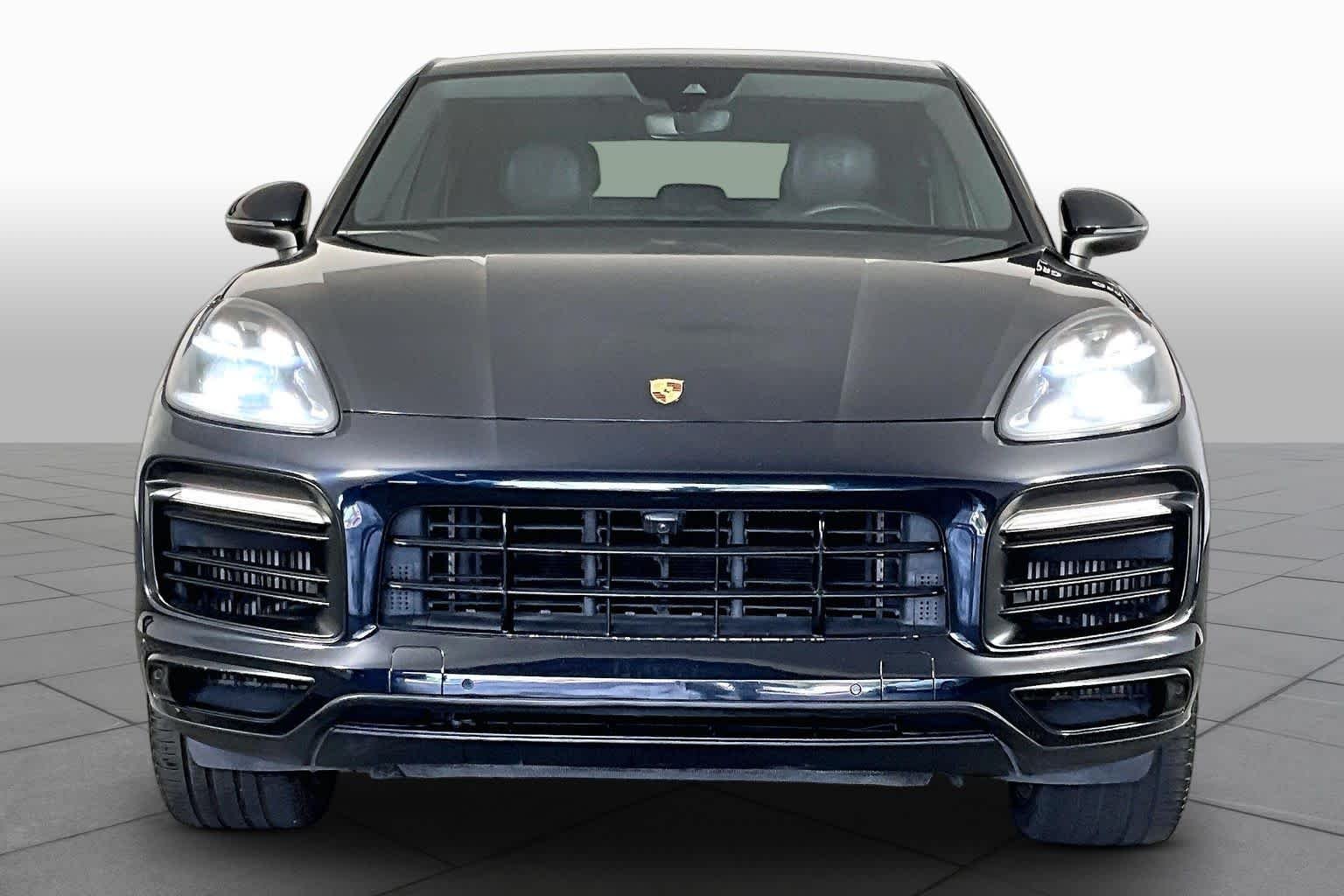 Used 2020 Moonlight Blue Metallic Porsche  image 4