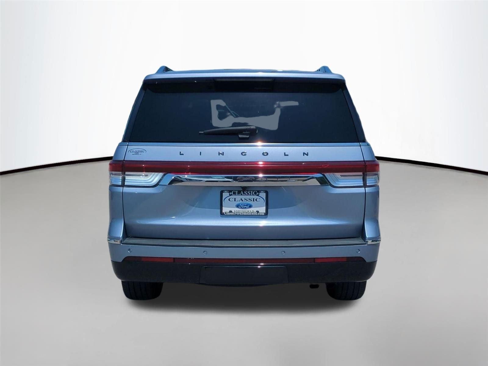 Used 2022 Chroma Crystal Blue Metallic Premium Colorant Lincoln Black Label image 4