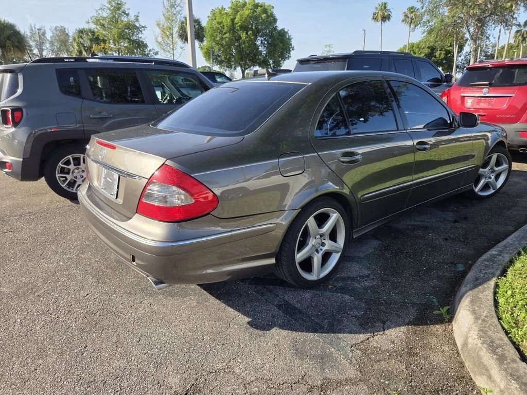 Used 2009 Pewter Metallic Mercedes-Benz E 350 image 5