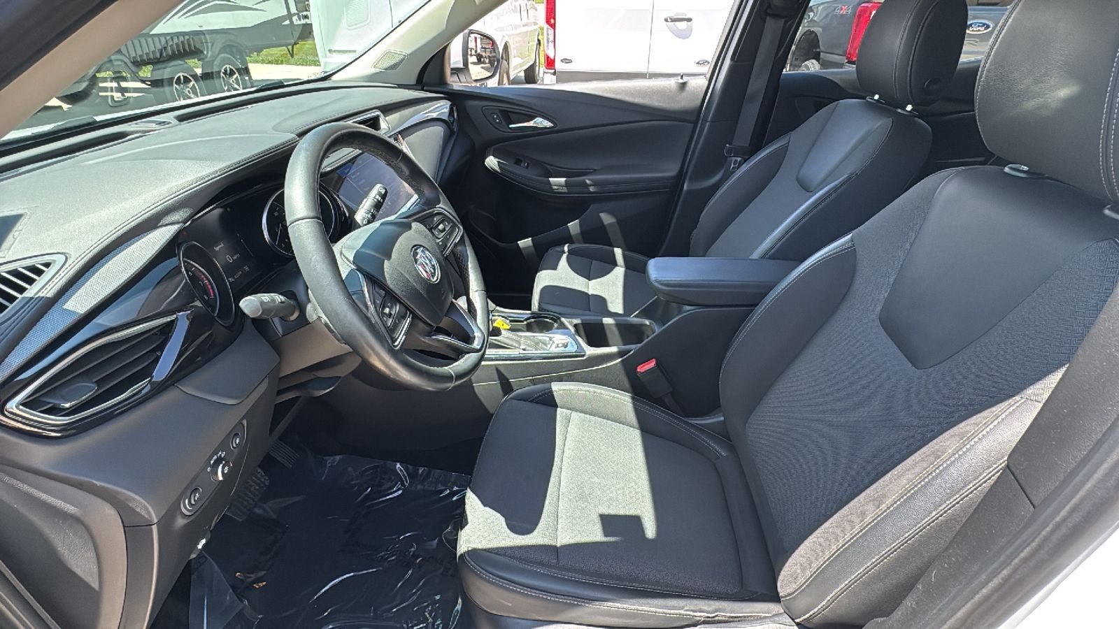 Used 2022 White Buick Preferred image 17