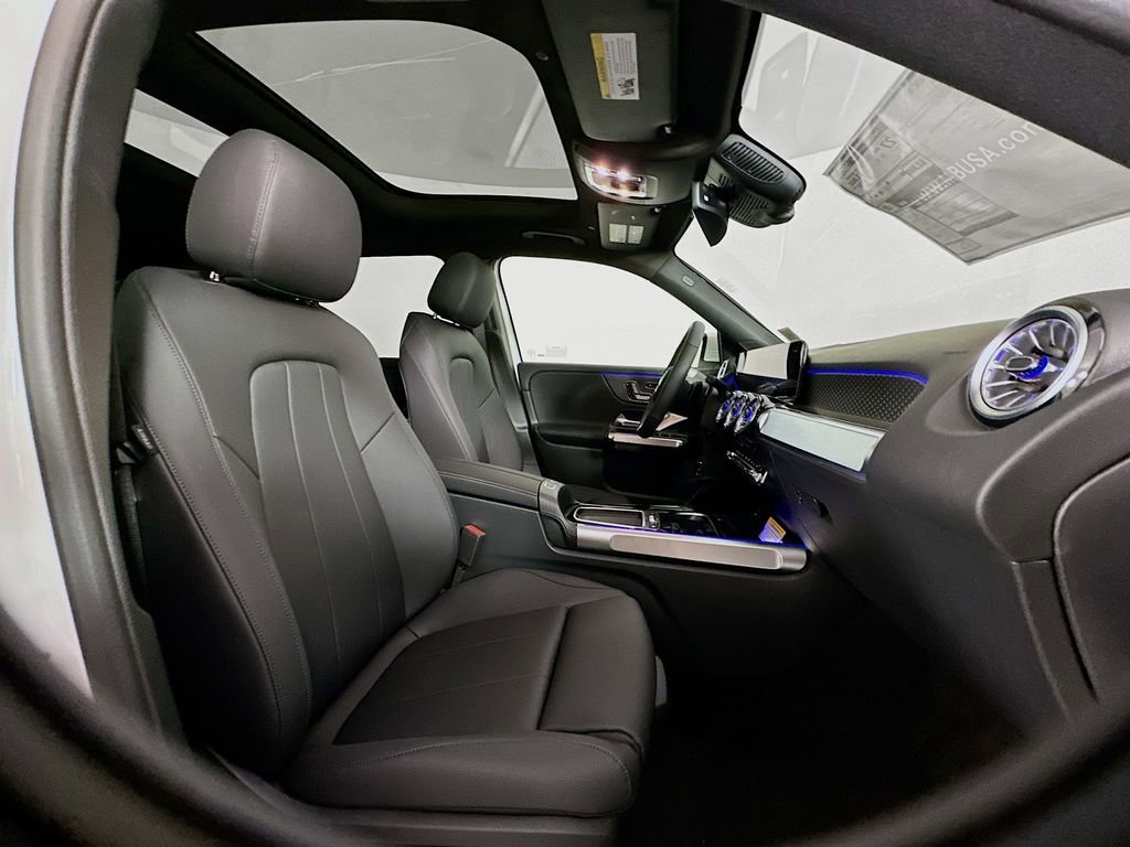 New 2026 Polar White Mercedes-Benz GLB 250 image 61