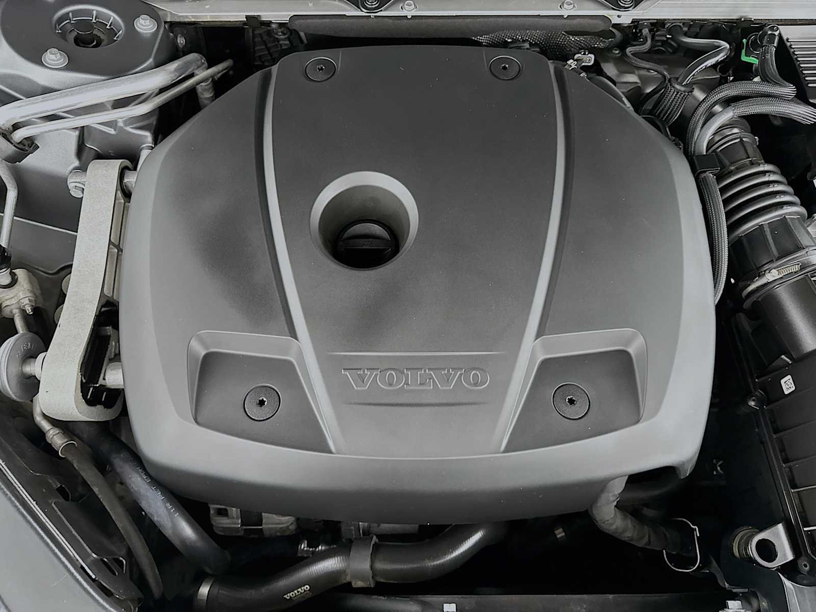 Certified Used 2019 Osmium Grey Metallic Volvo Momentum image 30