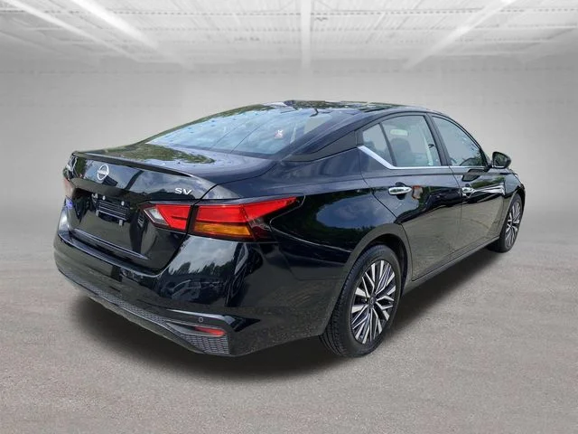 Used 2024 Black Nissan 2.5 SV image 22
