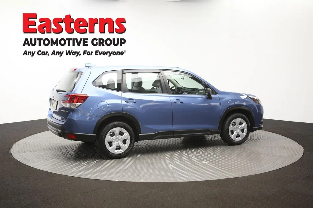 Used 2023 Blue Subaru Base image 42