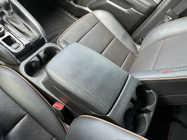 Used 2024 Brown GMC AT4 image 22