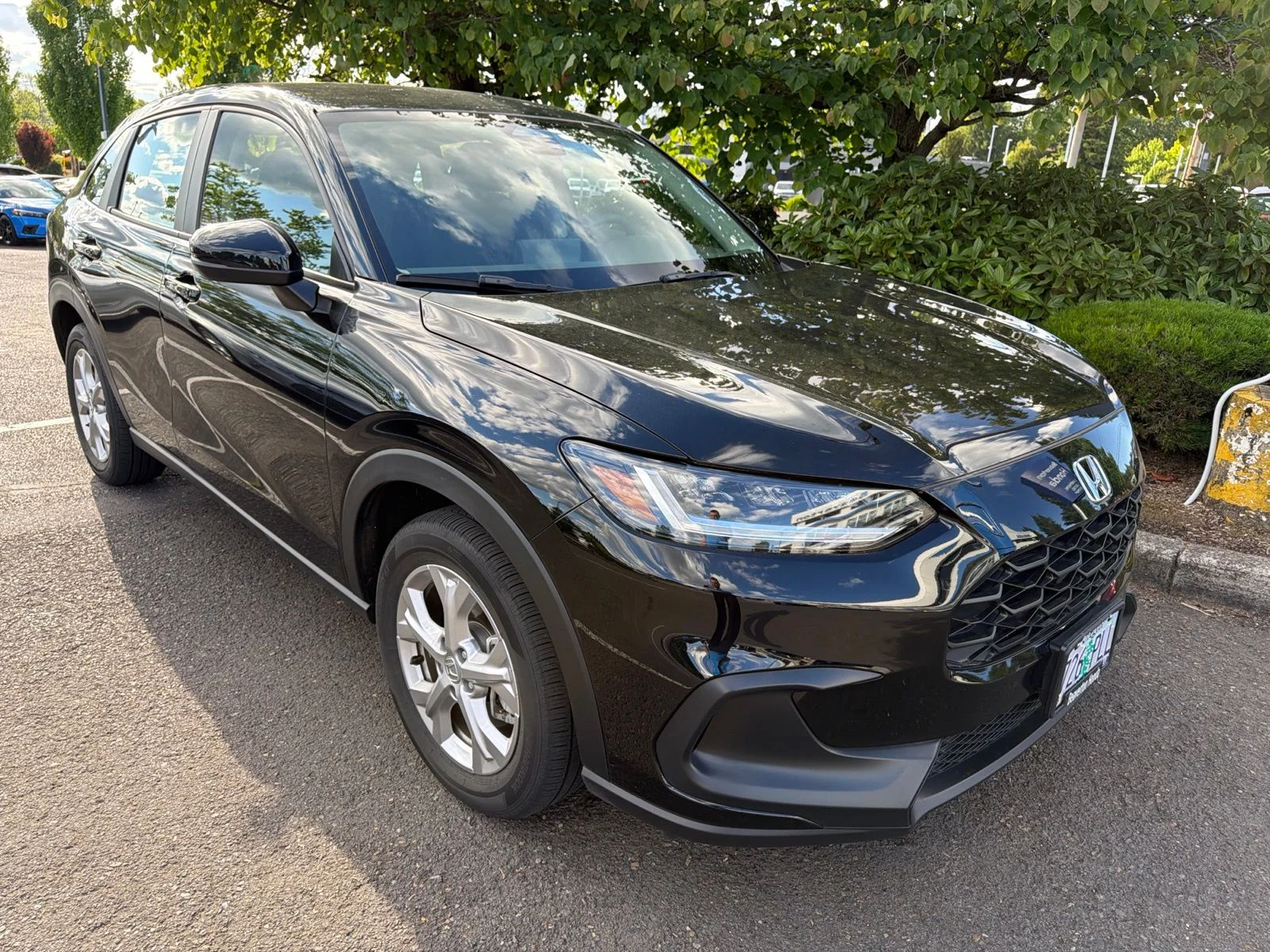 Used 2024 Crystal Black Pearl Honda LX image 3