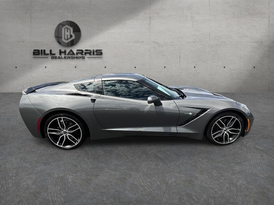 Used 2016 Gray Chevrolet Stingray Z51 image 4