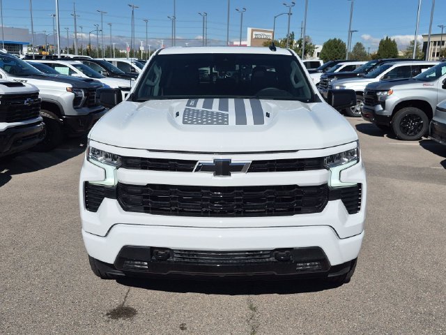 New 2026 Summit White Chevrolet RST image 9