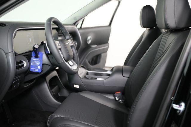 New 2026 Black Hyundai SEL 8P image 50