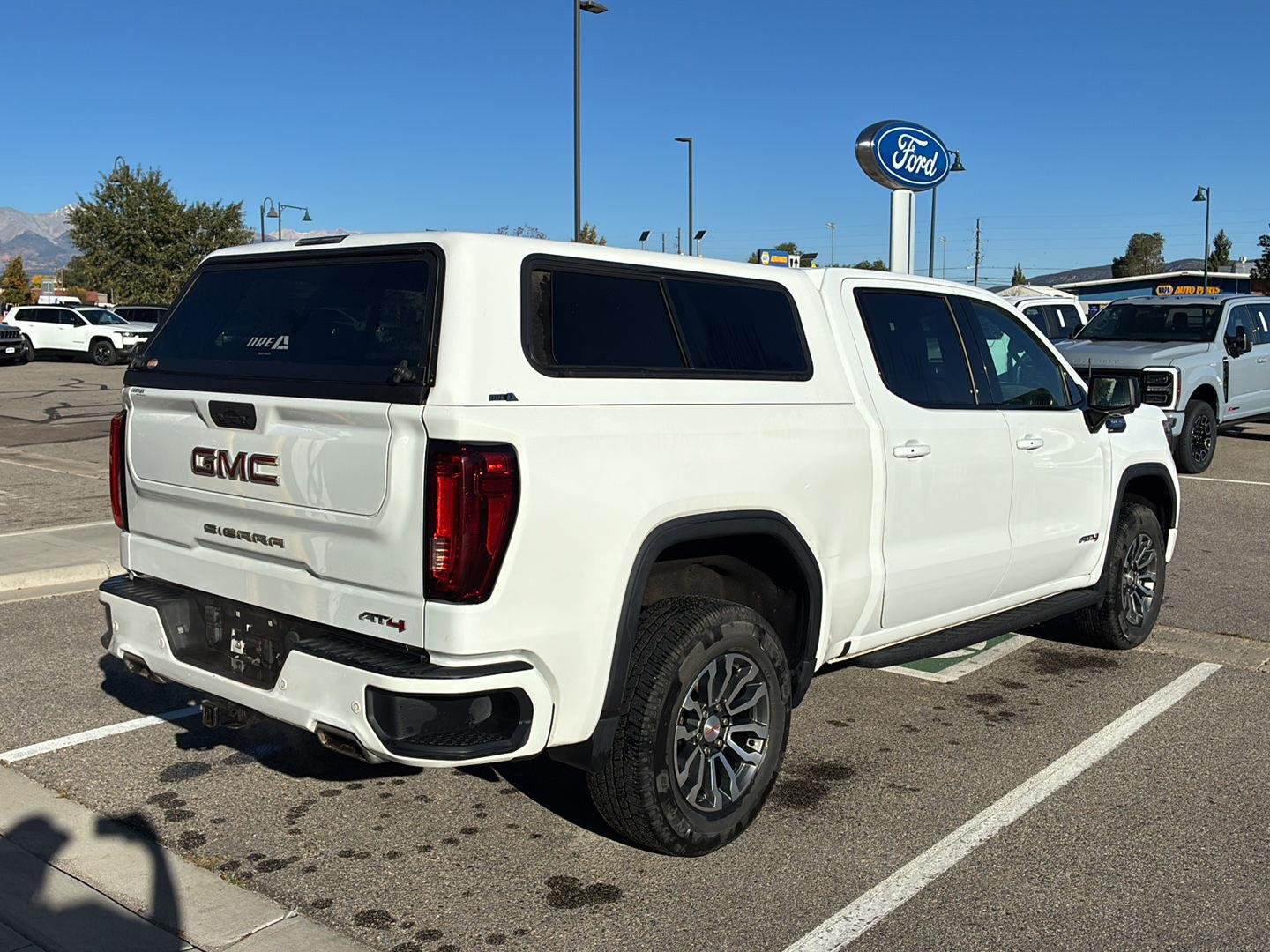 Used 2021 Summit White GMC AT4 image 3