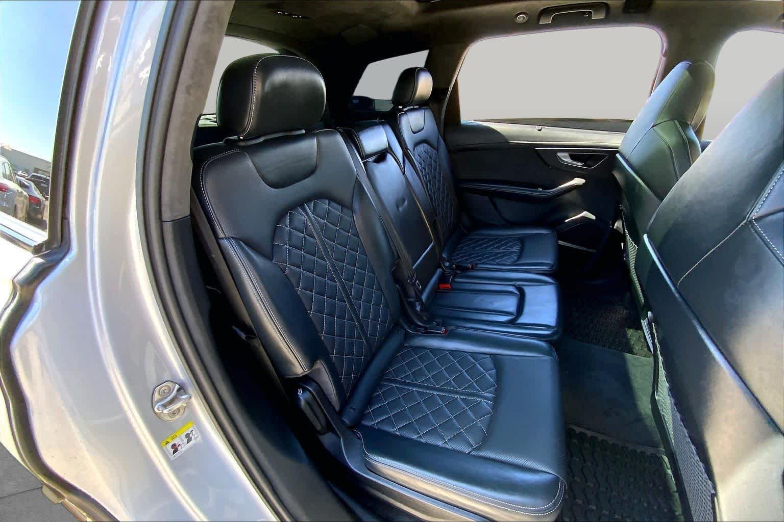 Used 2022 Florett Silver Metallic Audi Prestige image 20