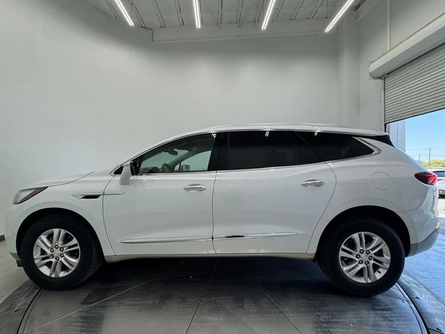 Used 2021 White Frost Tricoat Buick Essence image 16