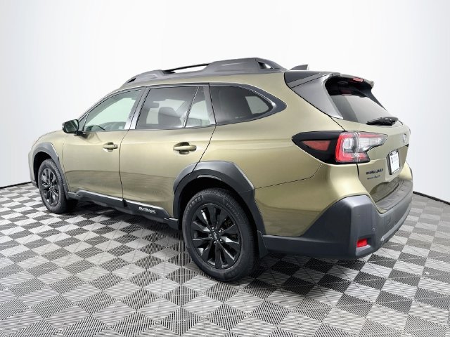 Used 2025 Green Subaru Onyx Edition XT image 5