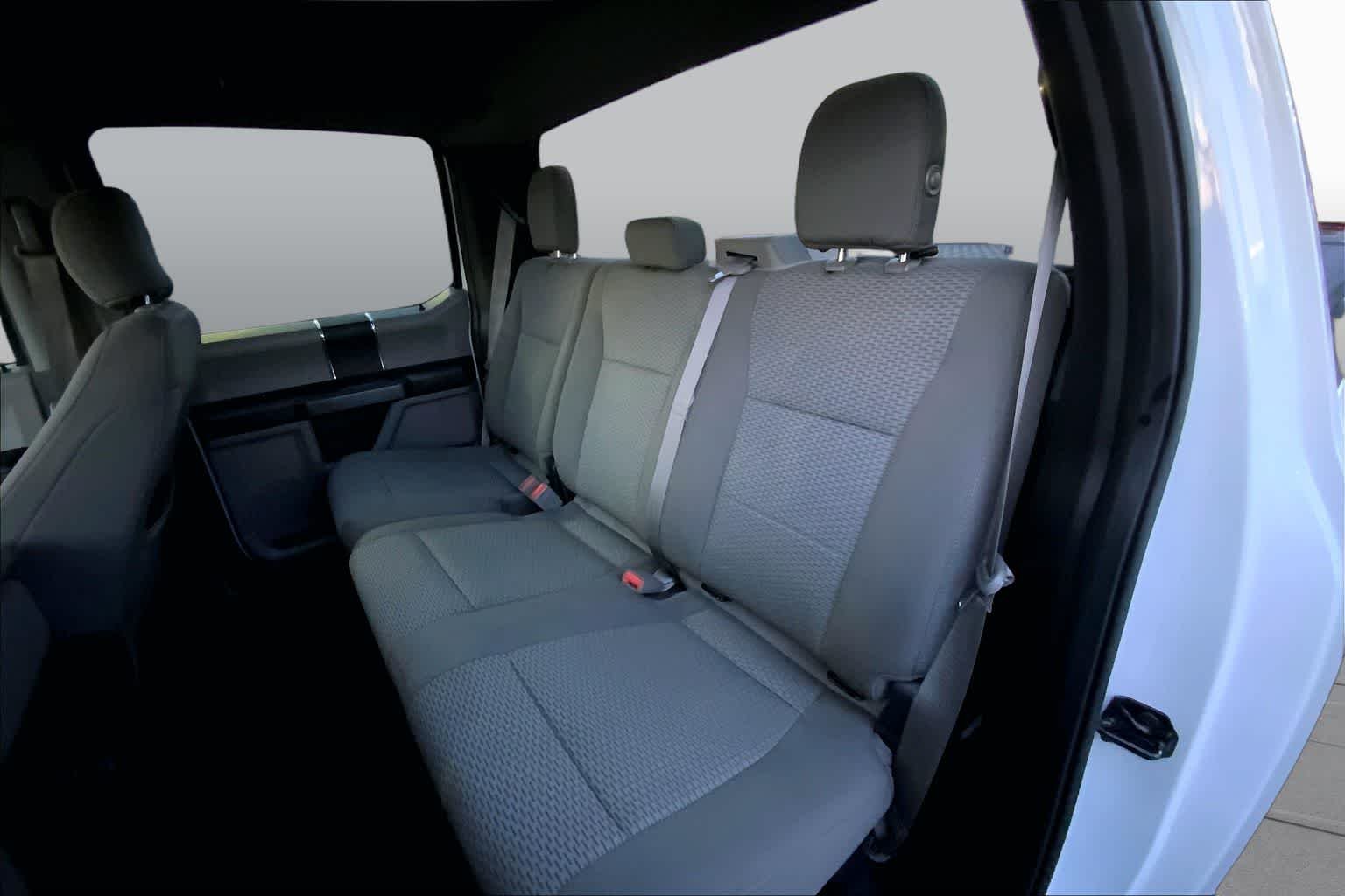 Used 2018 Oxford White Ford XLT image 20