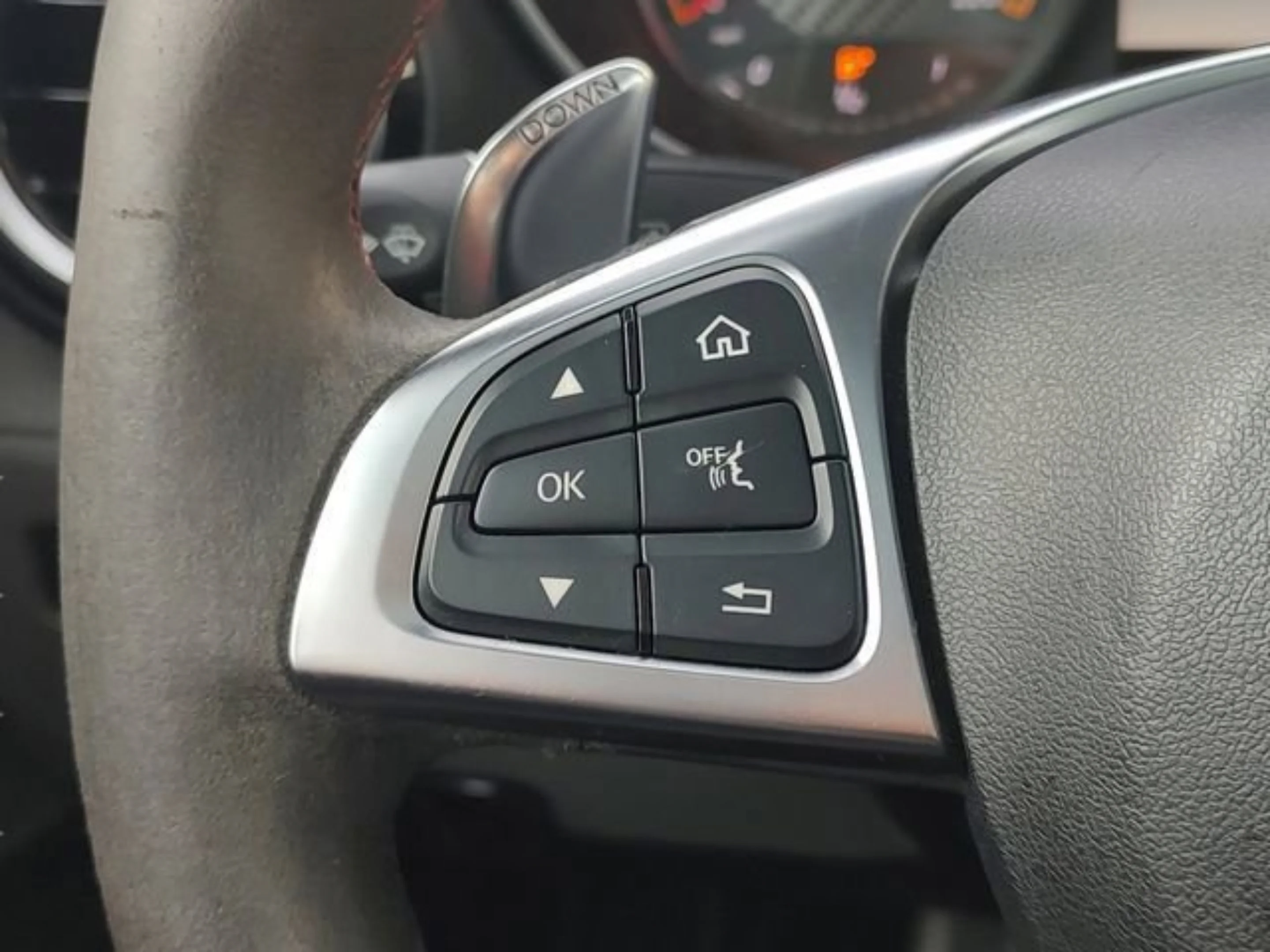 Used 2016 Silver Mercedes-Benz S image 24
