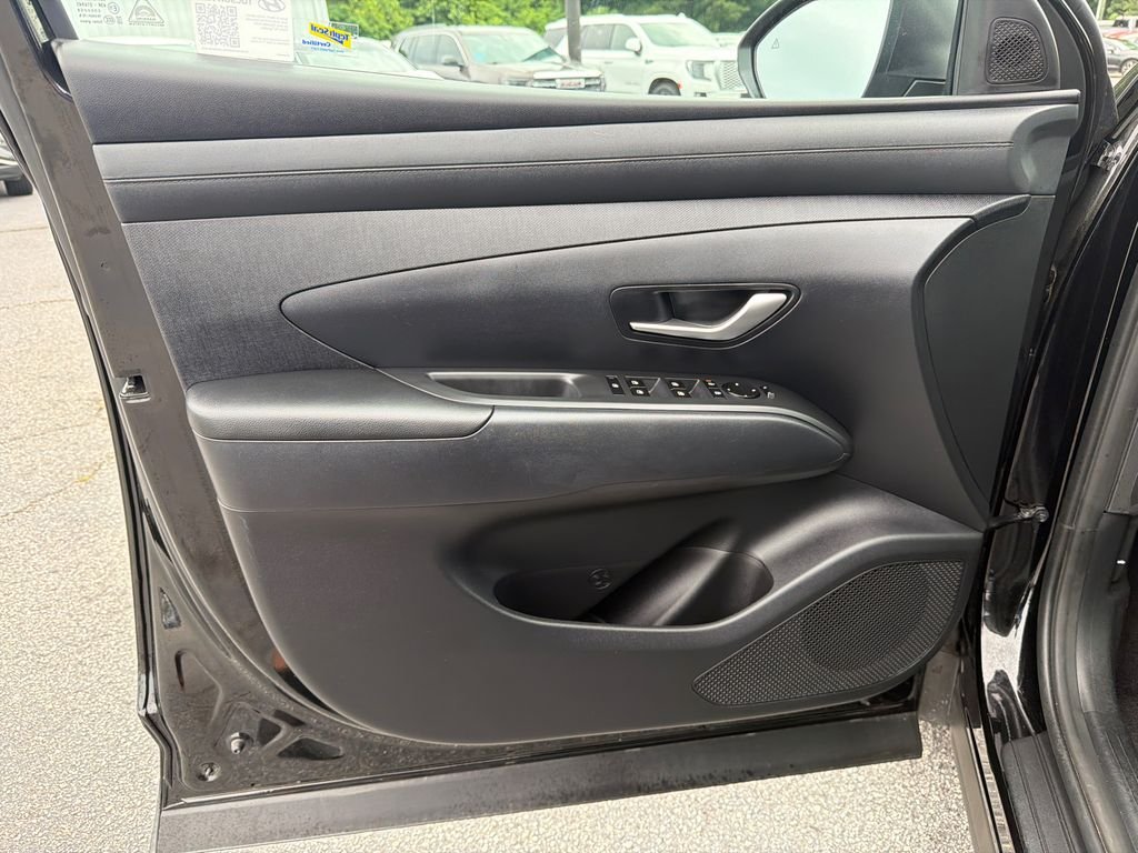 Certified Used 2025 Gray Hyundai SEL Convenience image 10