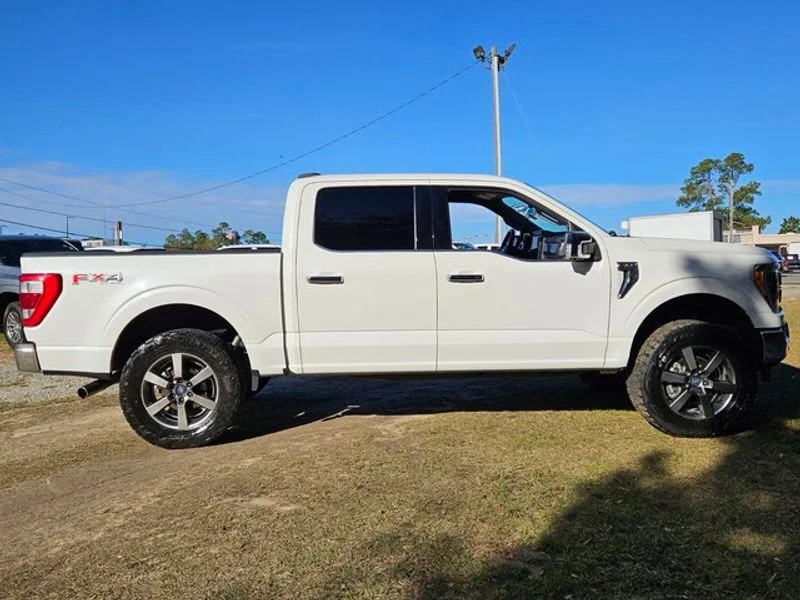 2023 Ford F-150 Lariat - Photo 12