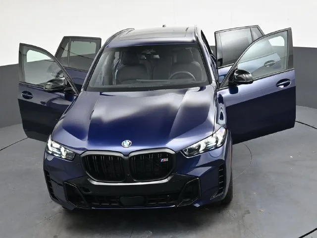 Certified Used 2026 Blue BMW M60i image 39