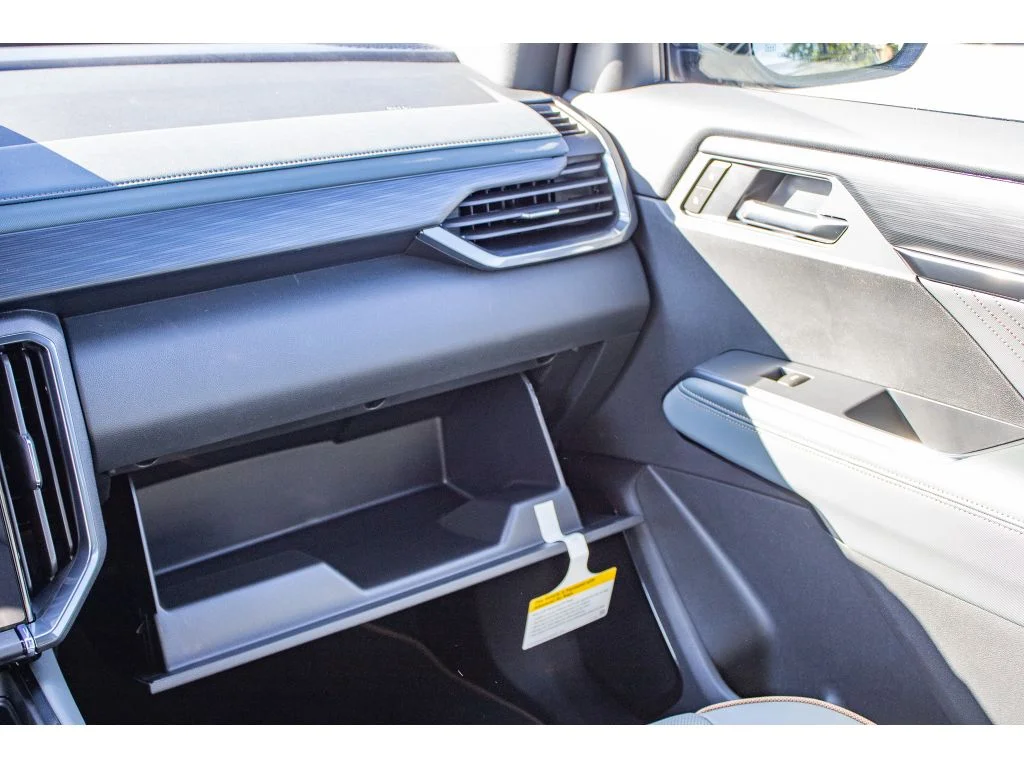 New 2026 RIVERSTONE METALLIC GMC AWD AT4 image 53