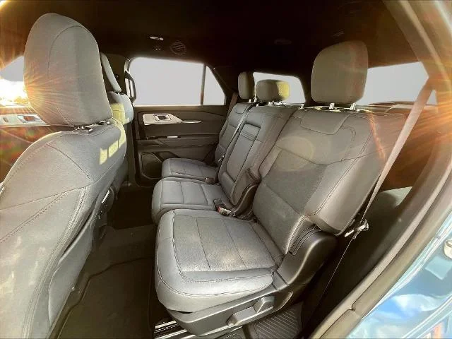 New 2027 Vapor Blue Metallic Ford Active image 73