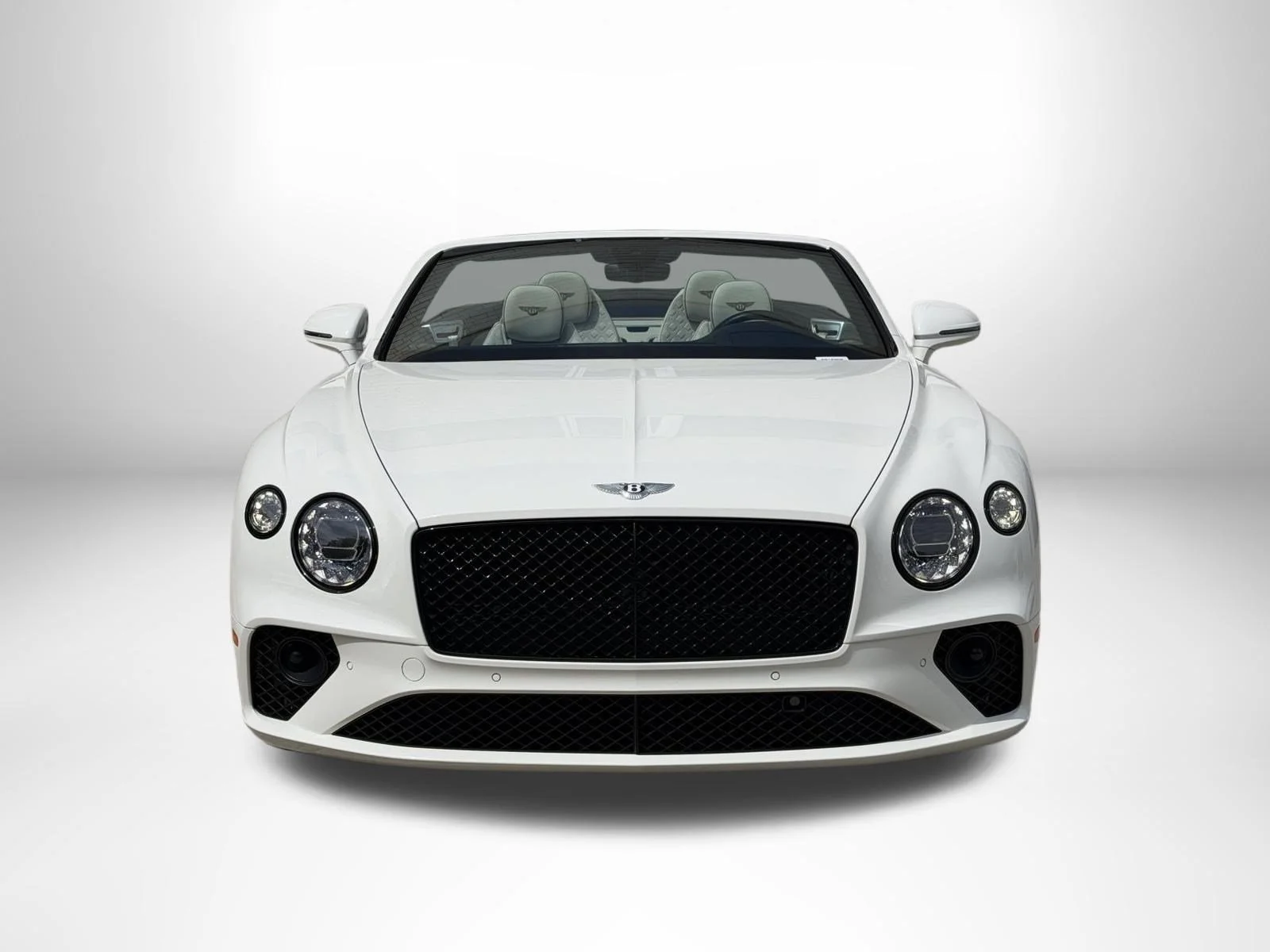 Used 2020 Glacier White Bentley  image 12