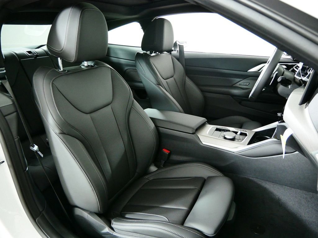 2026 BMW 4 Series 430i - Photo 22