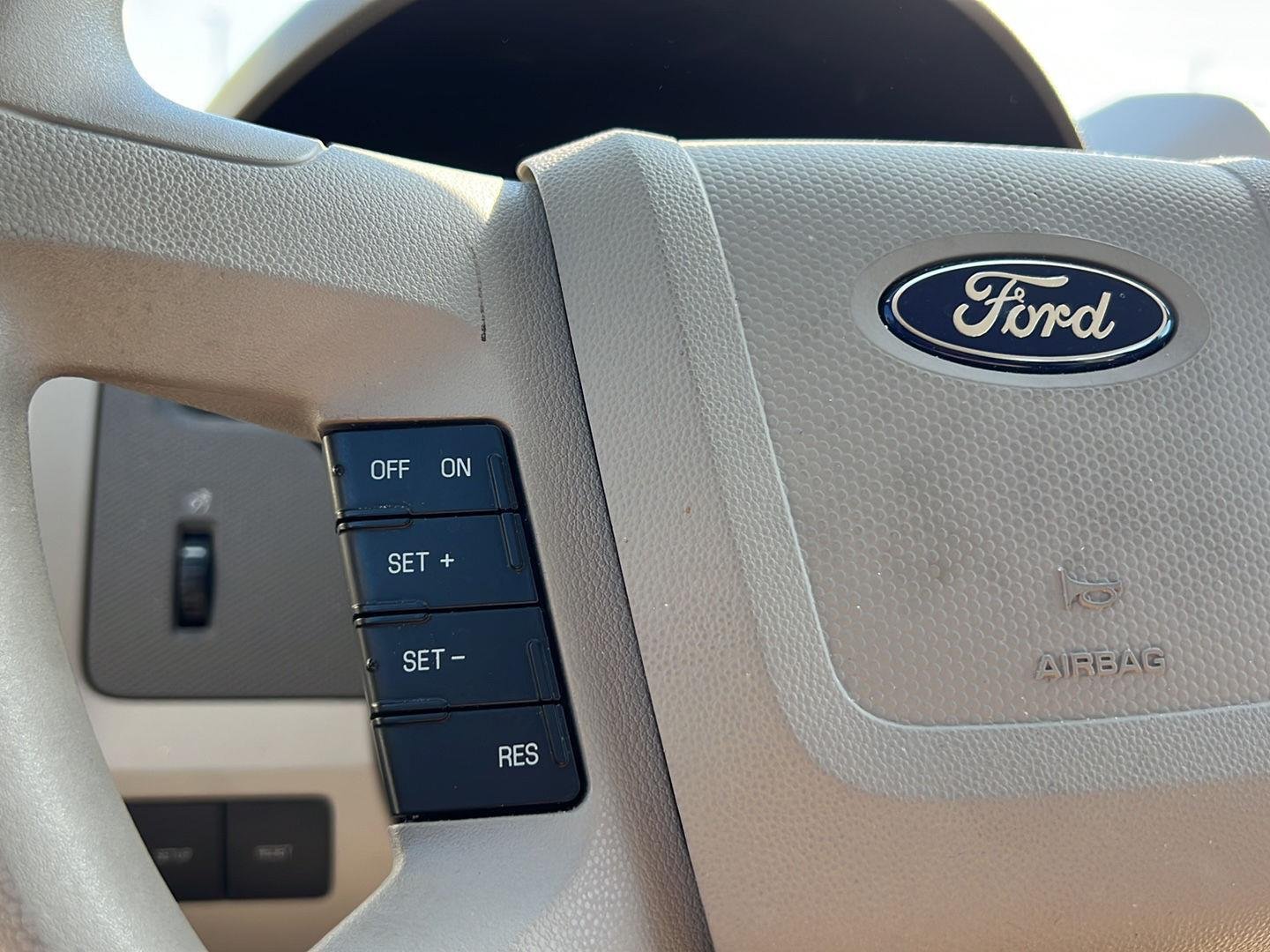 Used 2012 Gold Leaf Metallic Ford XLS image 17