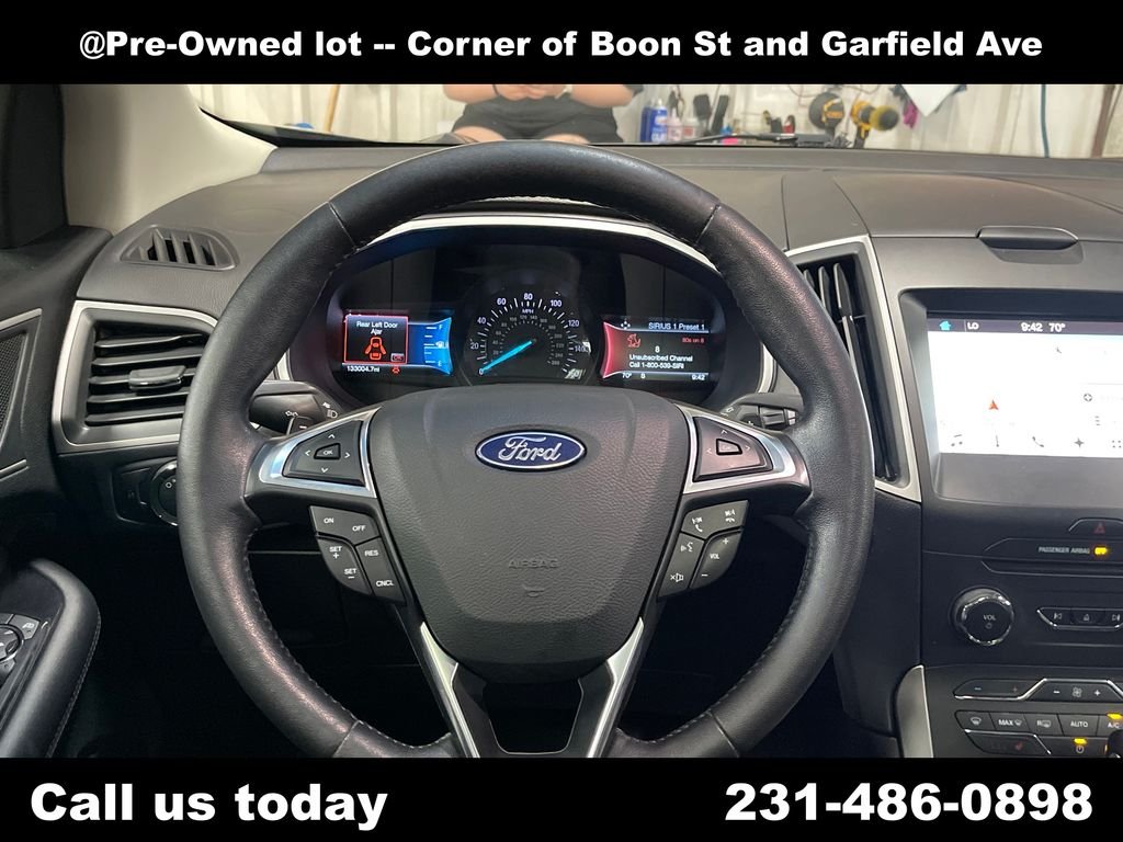 Used 2018 Gray Ford SEL image 19