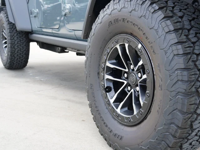 New 2026 Anvil Clear-Coat Exterior Paint Jeep Moab 392 image 24