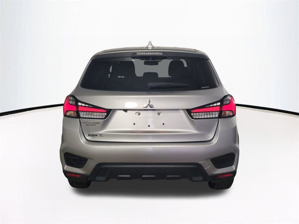 Used 2024  Mitsubishi 2.0 ES image 6