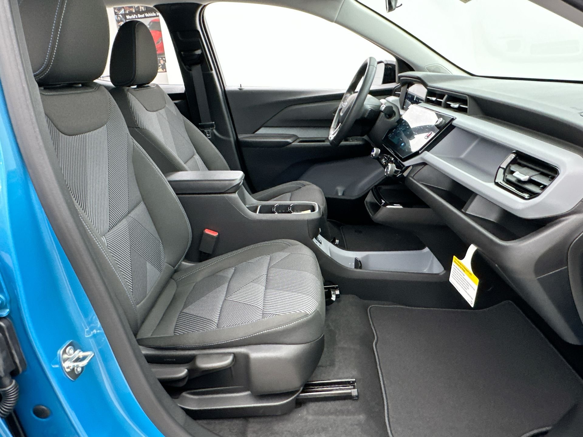 2027 Chevrolet Bolt LT - Photo 81