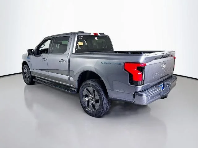 2025 Ford F-150 Lightning Flash - Photo 40
