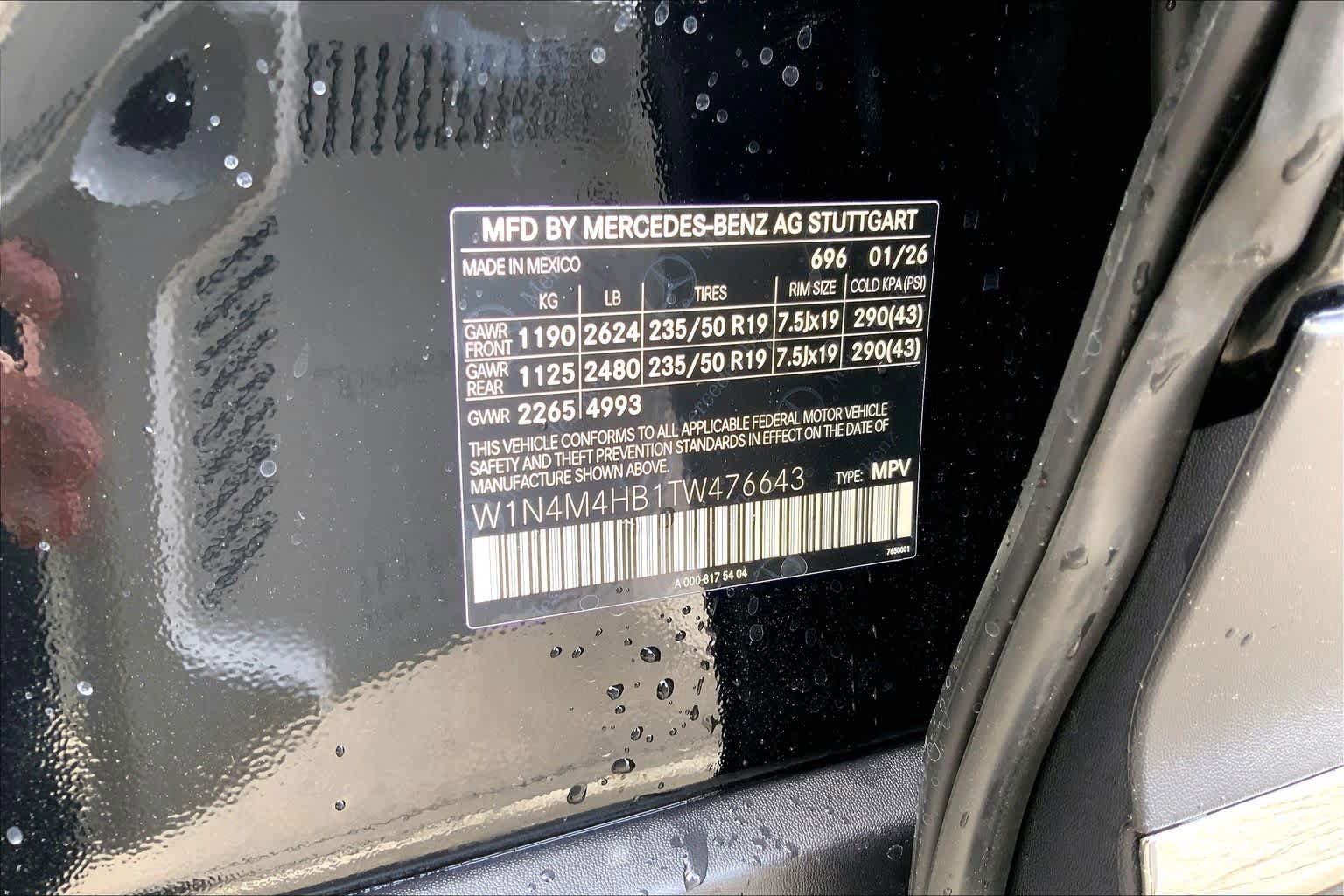 New 2026 Night Black Mercedes-Benz GLB 250 image 25