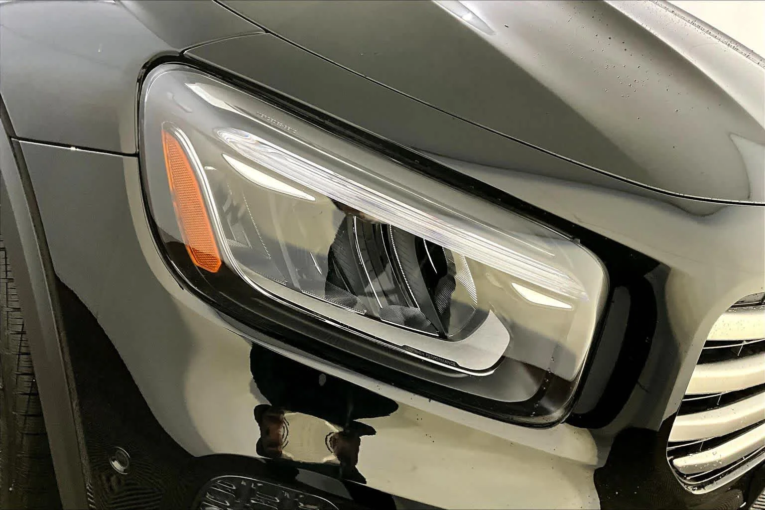 New 2026 Night Black Mercedes-Benz GLB 250 image 16