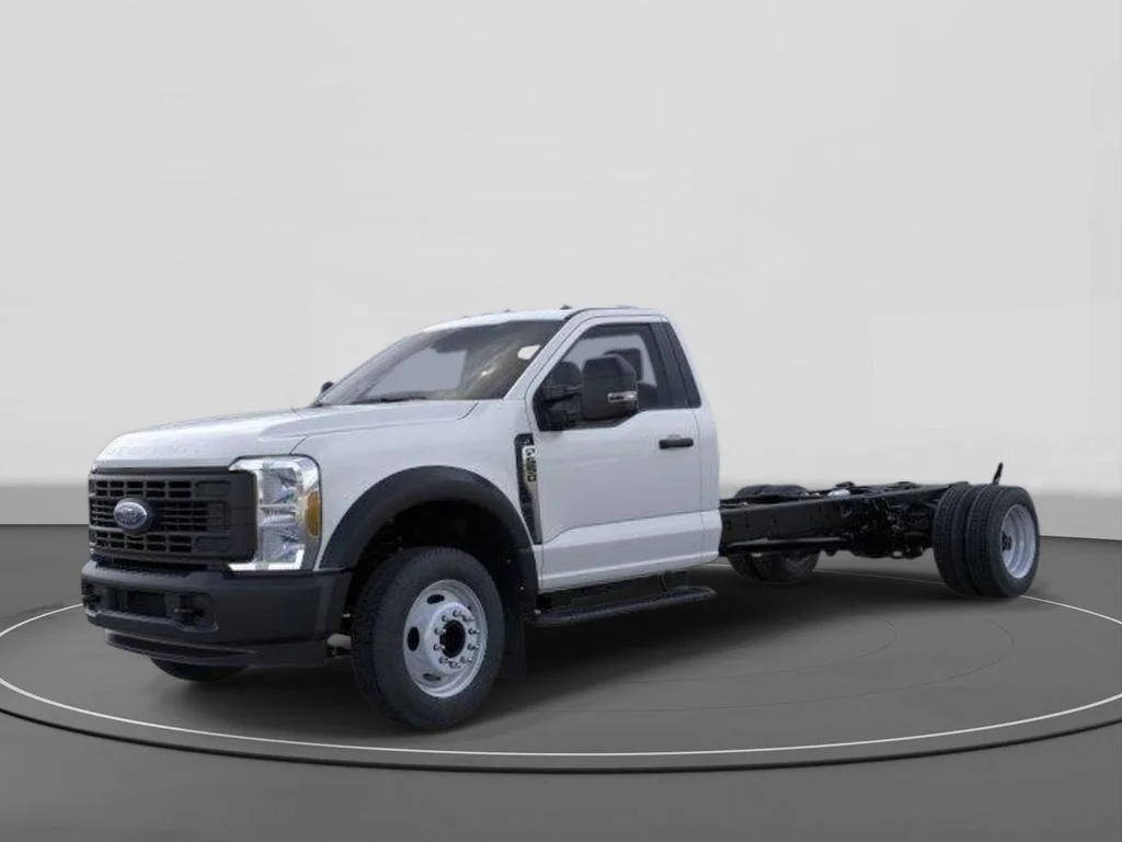 2025 Ford F-550 XL Regular Cab 205-In DRW's photo