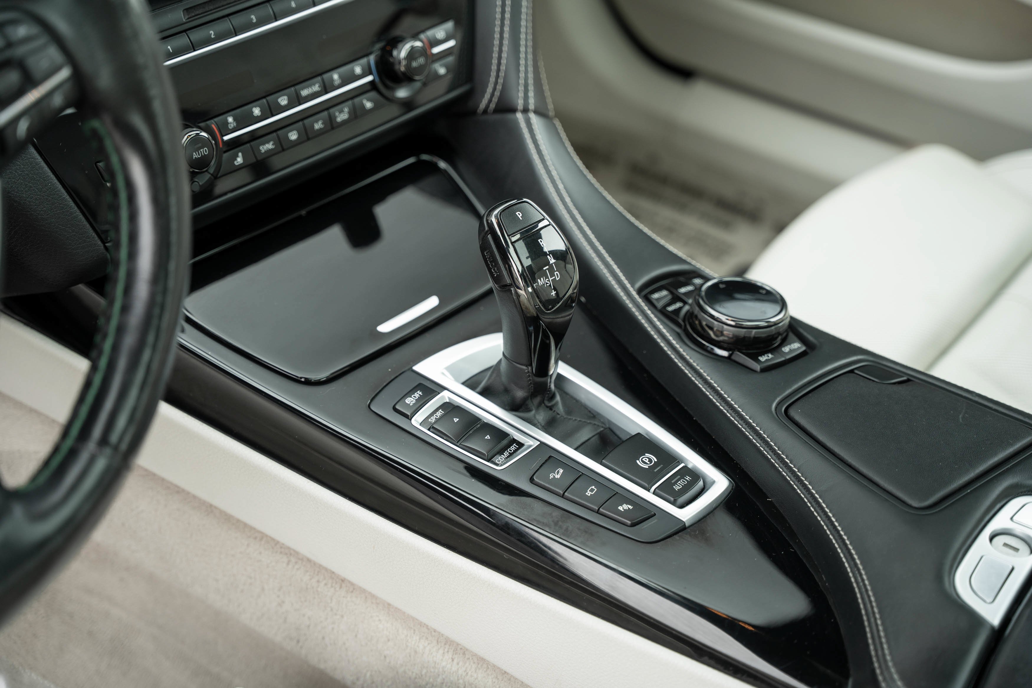 Used 2016 ALPINA Blue Metallic BMW ALPINA B6 xDrive image 10