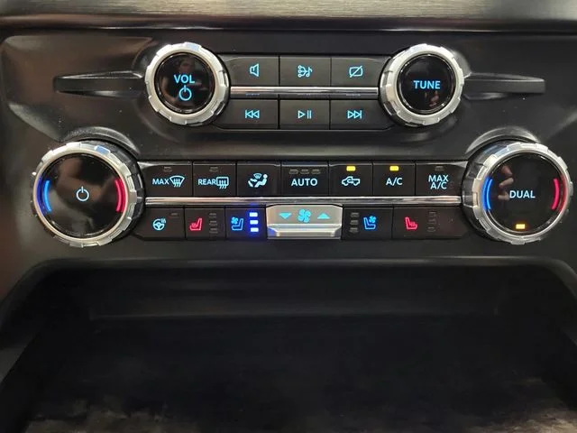 Used 2024 White Ford Lariat image 37