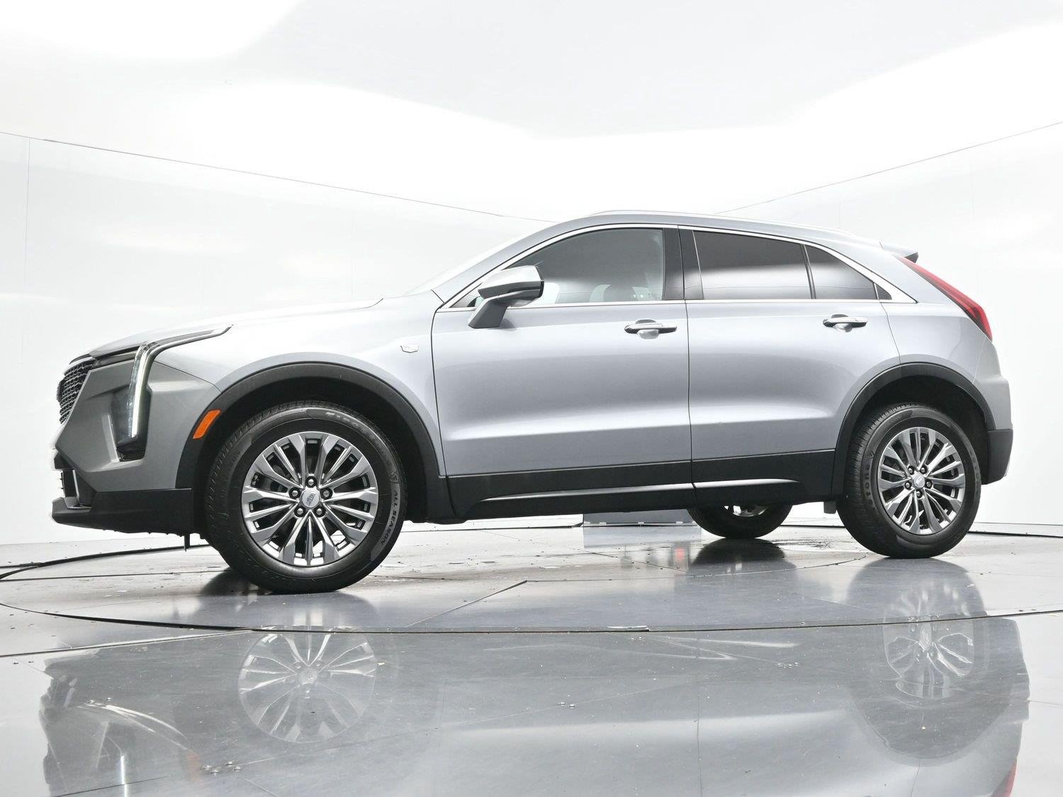 Used 2024 Argent Silver Metallic Cadillac Premium Luxury image 39